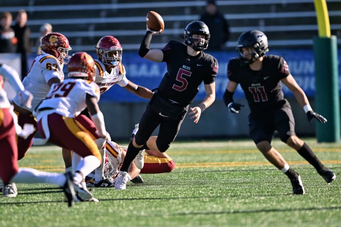 a Central Catholic Tualatin 6A Oregon football final November 22 2023 Leon Neuschwander 4
